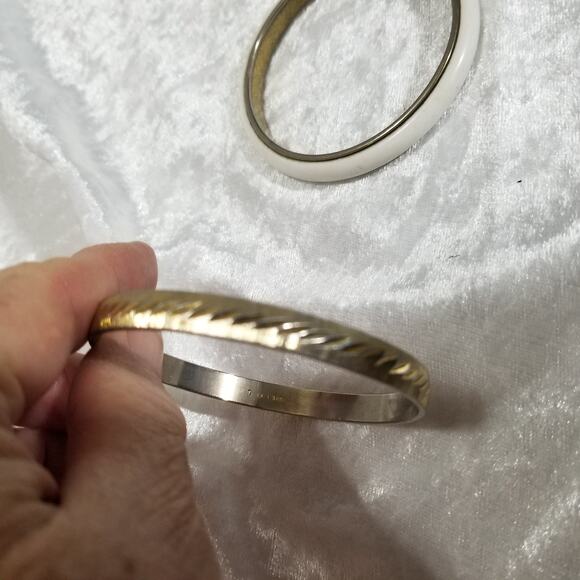 Two Monet gold tone bangle bracelets 2 1/2"-2 5/8"  1.1982 - Picture 4 of 12